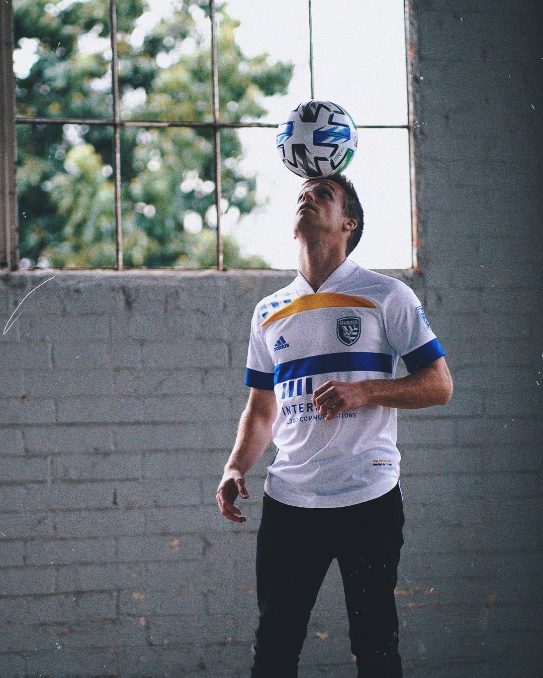 Galaxy trollea a San José Earthquakes, pero se lo revierten