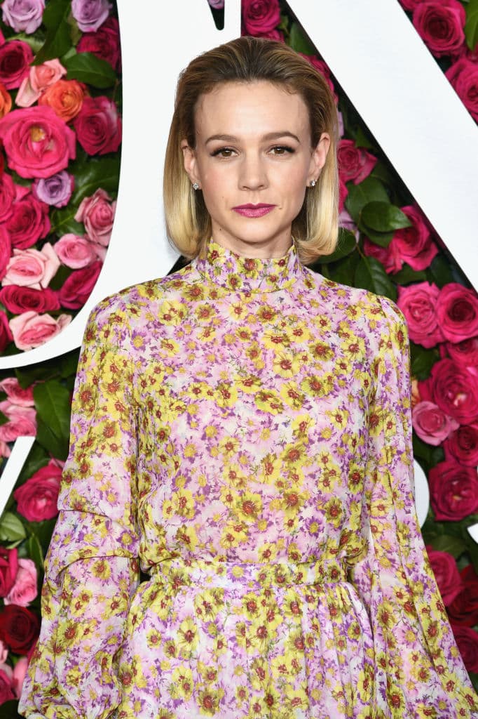 Drive (2011) - Durante el día, Driver trabaja en un taller y es conductor especialista de cine, pero, algunas noches de forma esporádica, trabaja como chófer para delincuentes.
<br>