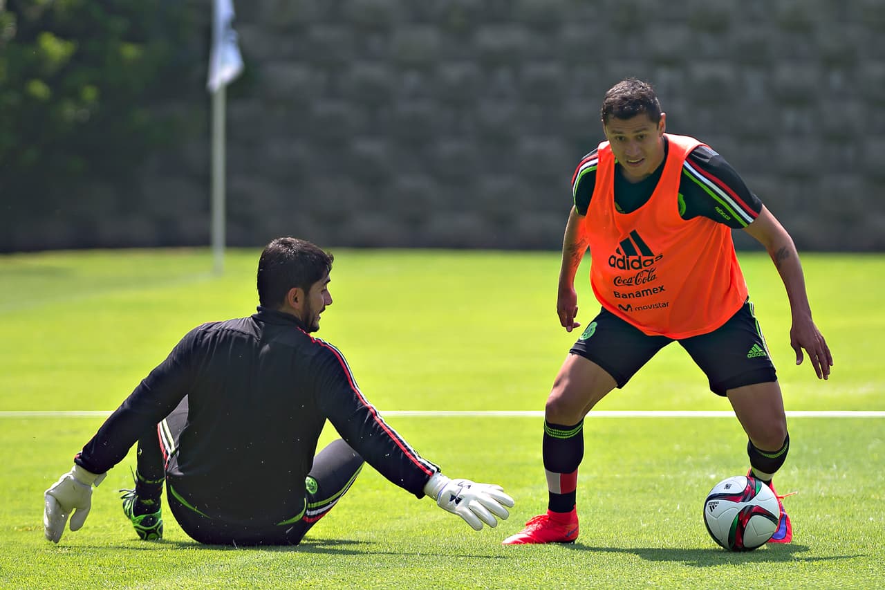 Julio Dominguez- En su tierra nuevamente se mostró bien en la central sin embargo la altura puede ser uno de los problemas que podría presentar. Calificación 8