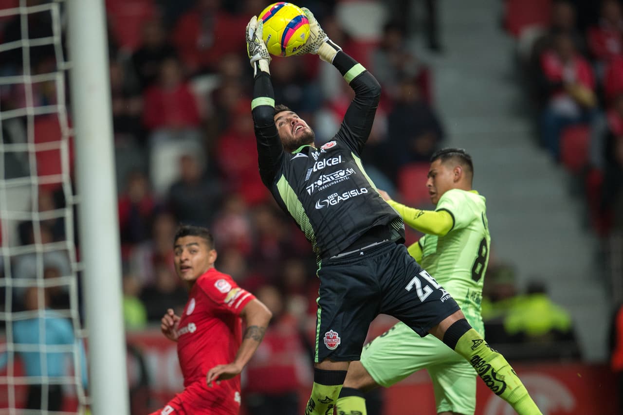 La defensa de Mineros demostró que era un hueso duro de roer, pero en algún momento quedó revelada su debilidad.