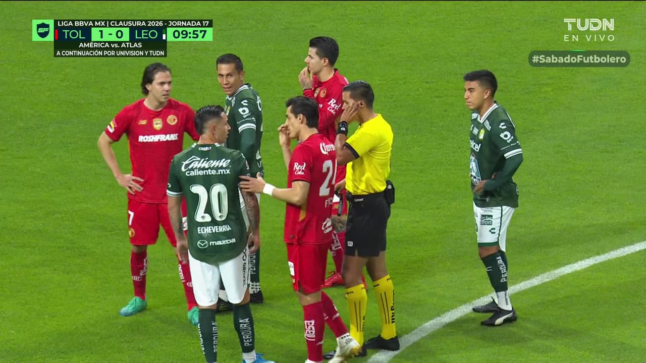 ¡TIRO ATAJADO! disparo por Fernando Beltrán.