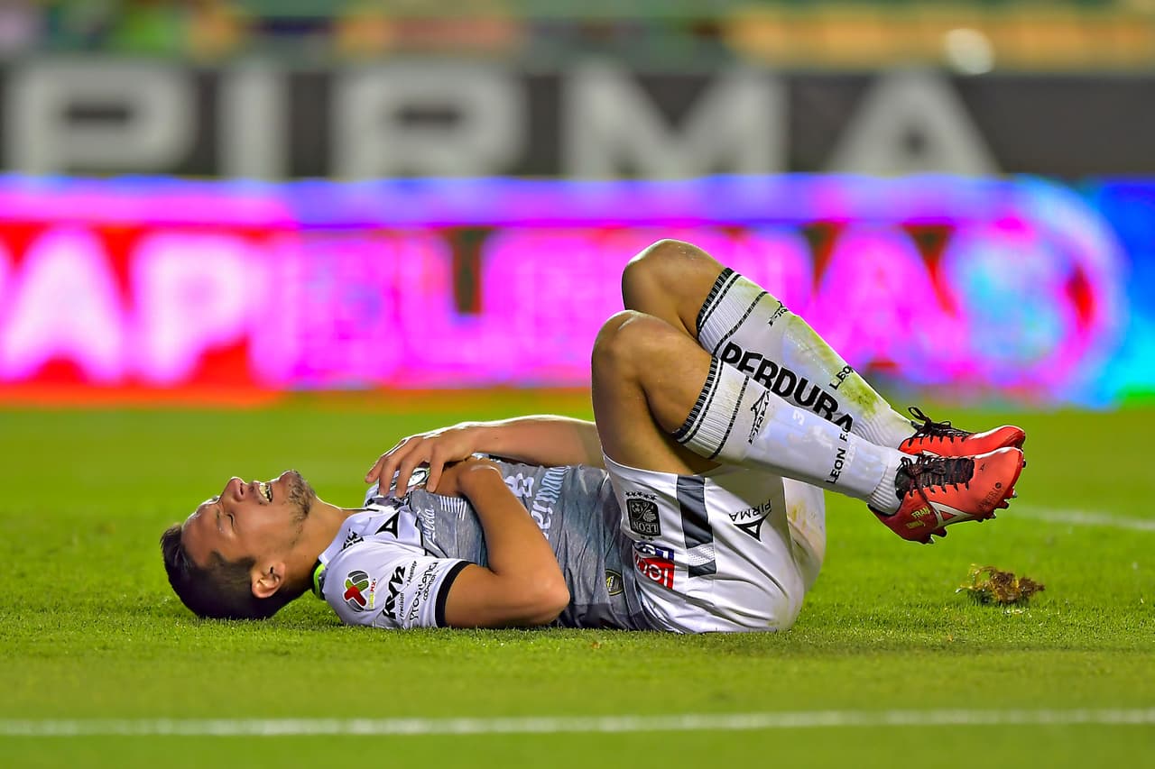 Guillermo Burdisso no pudo ver acción por una rotura de ligamento cruzado. Sus 6.3 millones de costo no pudieron verse reflejados debido a la falta de minutos.