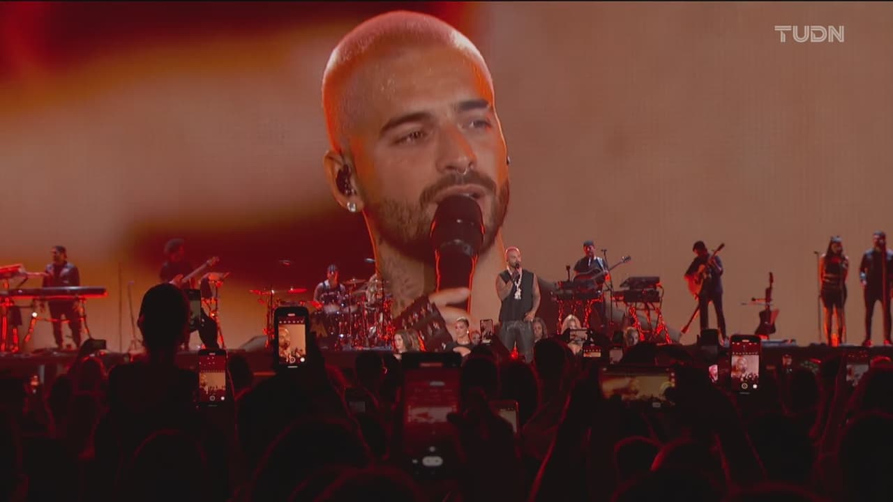 Durante dos horas, Maluma, CNCO, Guaynaa, Los Ángeles Azules y Los 2 de la S prendieron el ambiente en el KIA Forum de Inglewood, California.