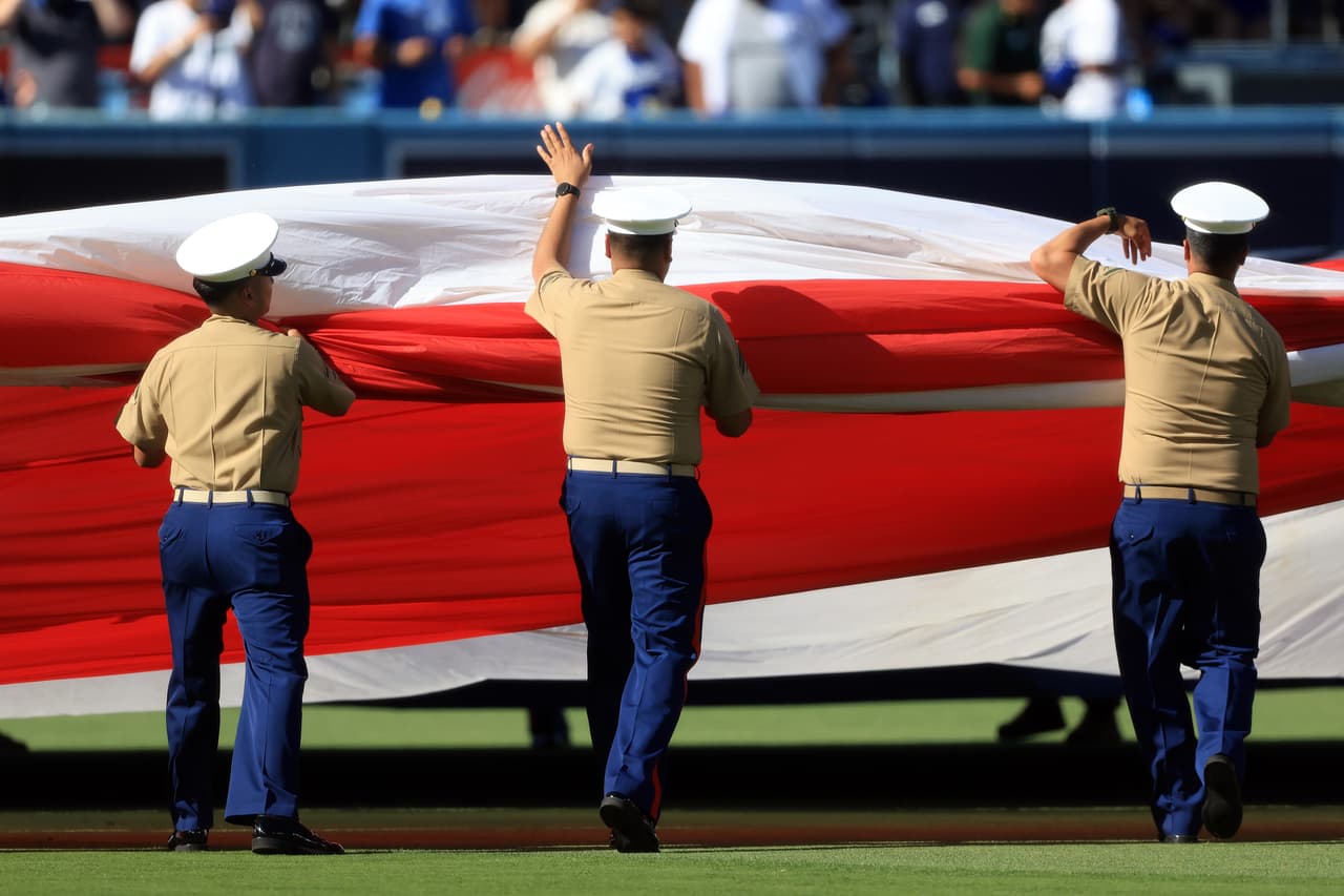 Este martes se disputó el Juego de Estrellas 2022 de la MLB en el Dodger Stadium con un colorido peculiar en una tarde despejada que vio al 'Toro' Fernando Valenzuela lanzar la primera bola del partido.