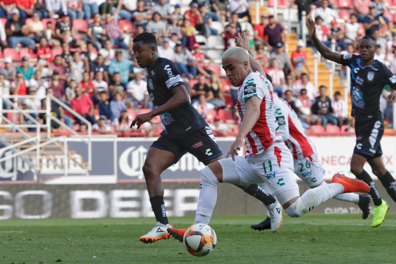 Tanto Rayos como Tuzos estuvieron cerca de marcar el gol de la victoria pero el empate resultó justo tras lo mostrado por ambos.
