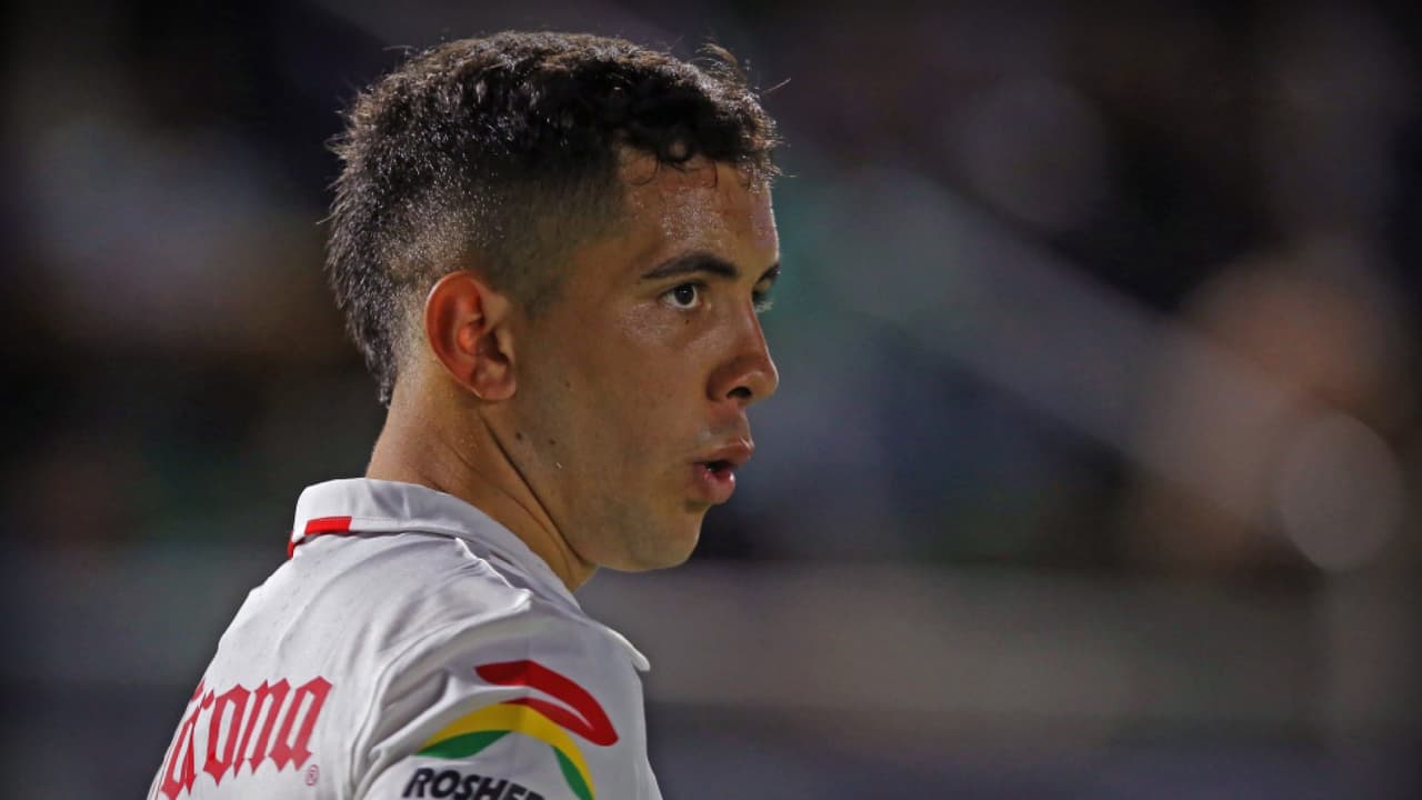 Toluca excluye a Leo Fernández por altercado con 'Dedos' López