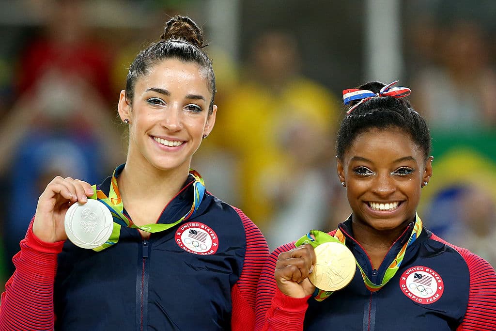 Simone Biles gana el oro en gimnasia artística en prueba de suelo, la plata es para su compatriota Alexandra Raisman y el bronce es para la británica Amy Tinkler.