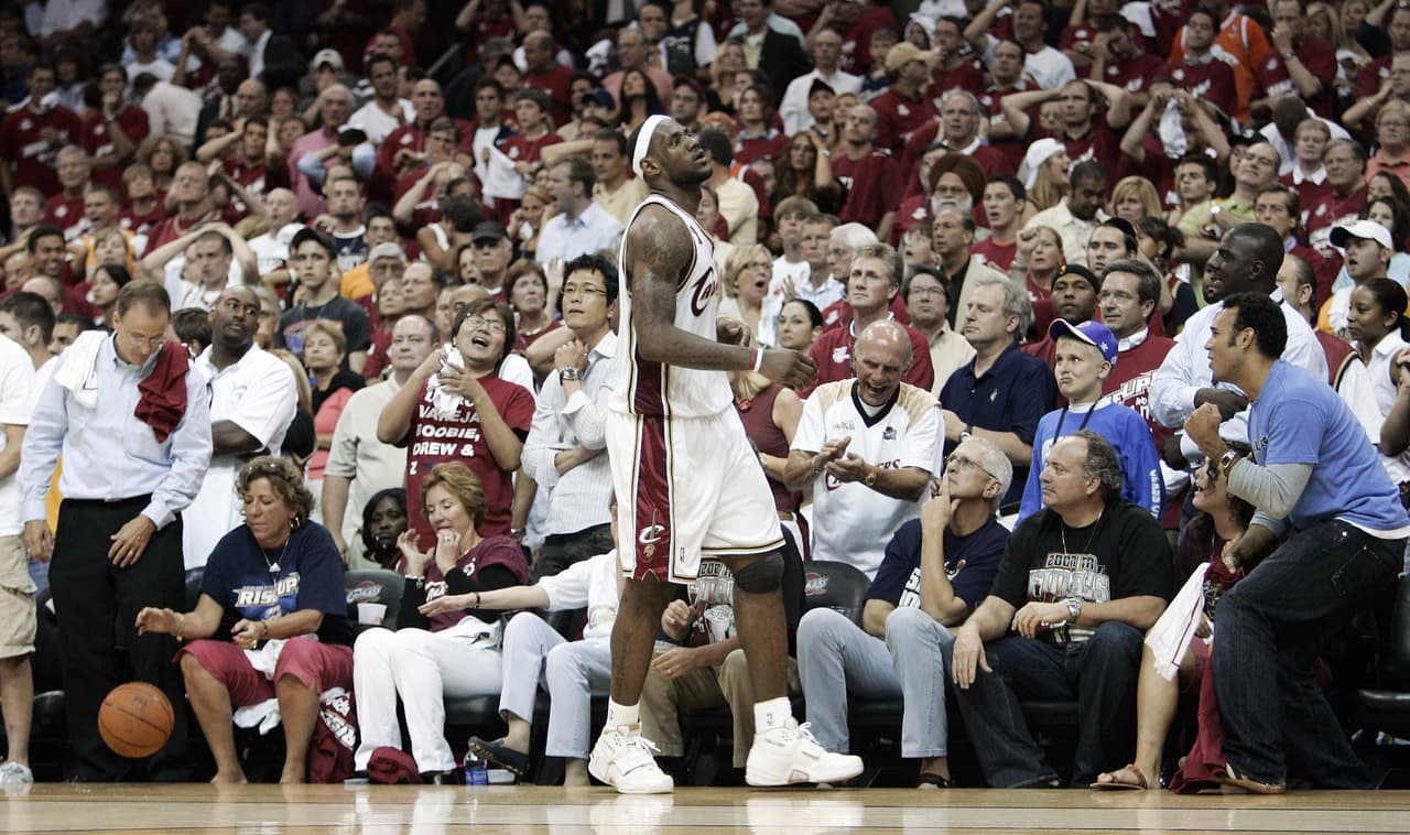 En 2007 guió a un modesto equipo de los Cavaliers a sus primeras Finales, tanto para él como para la franquicia. Fueron barridos 4-0 por el poderoso gigante del Oeste, los San Antonio Spurs.