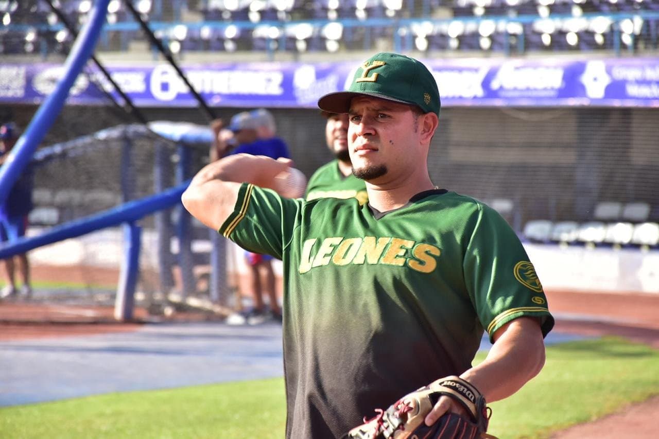En el juego 7, los Acereros de Monclova vencen 9-5 a los Leones de Yucatán y por primera vez son campeones de la LMB.
