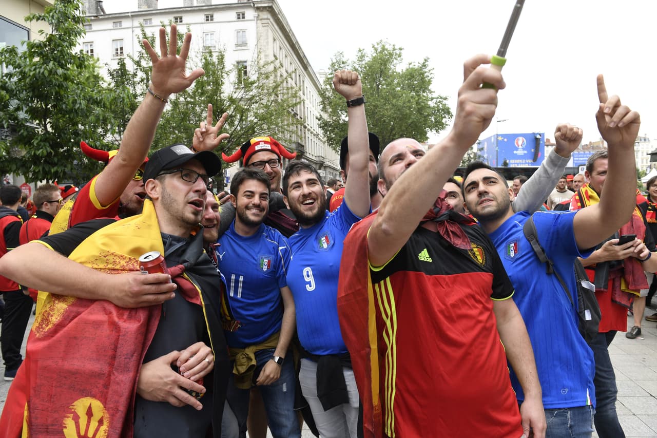 No podían faltar la selfies de los fans.