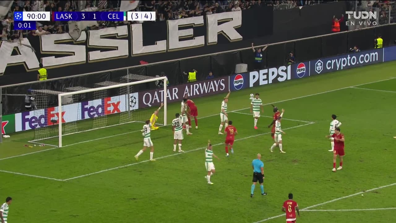 ¡GOL!  anota para LASK. Florian Flecker