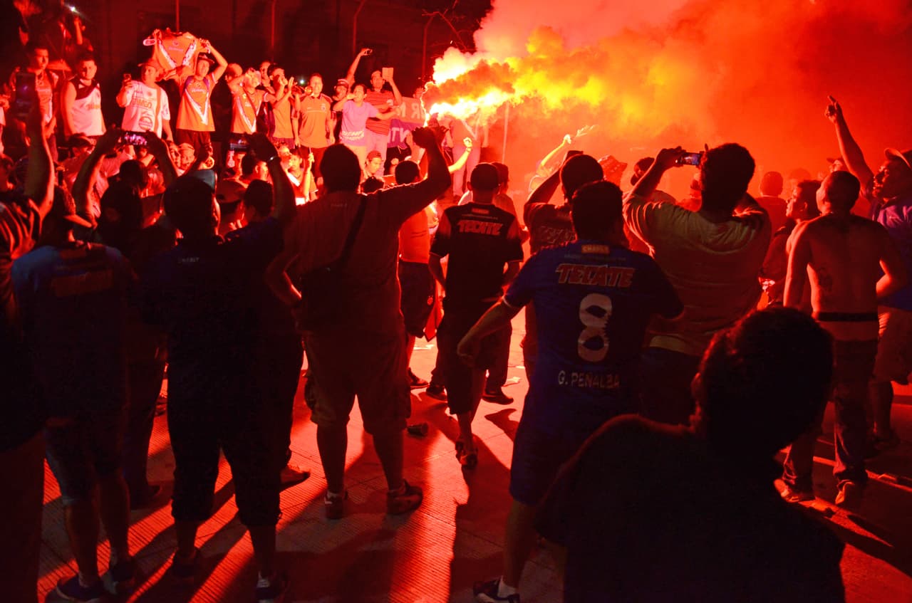 Action photo during the match Veracruz vs Puebla, Corresponding 10st round of tournament Clausura 2017 of the League BBVA Bancomer MX, at Luis Pirata Fuente Stadium. Foto de accion durante el partido Veracruz vs Puebla, Correspondiente a la Jornada 10 del Torneo Clausura 2017 de la Liga BBVA Bancomer MX, en el Estadio Luis Pirata Fuente, en la foto: Fans 10/03/2017/MEXSPORT/Luis Monroy.