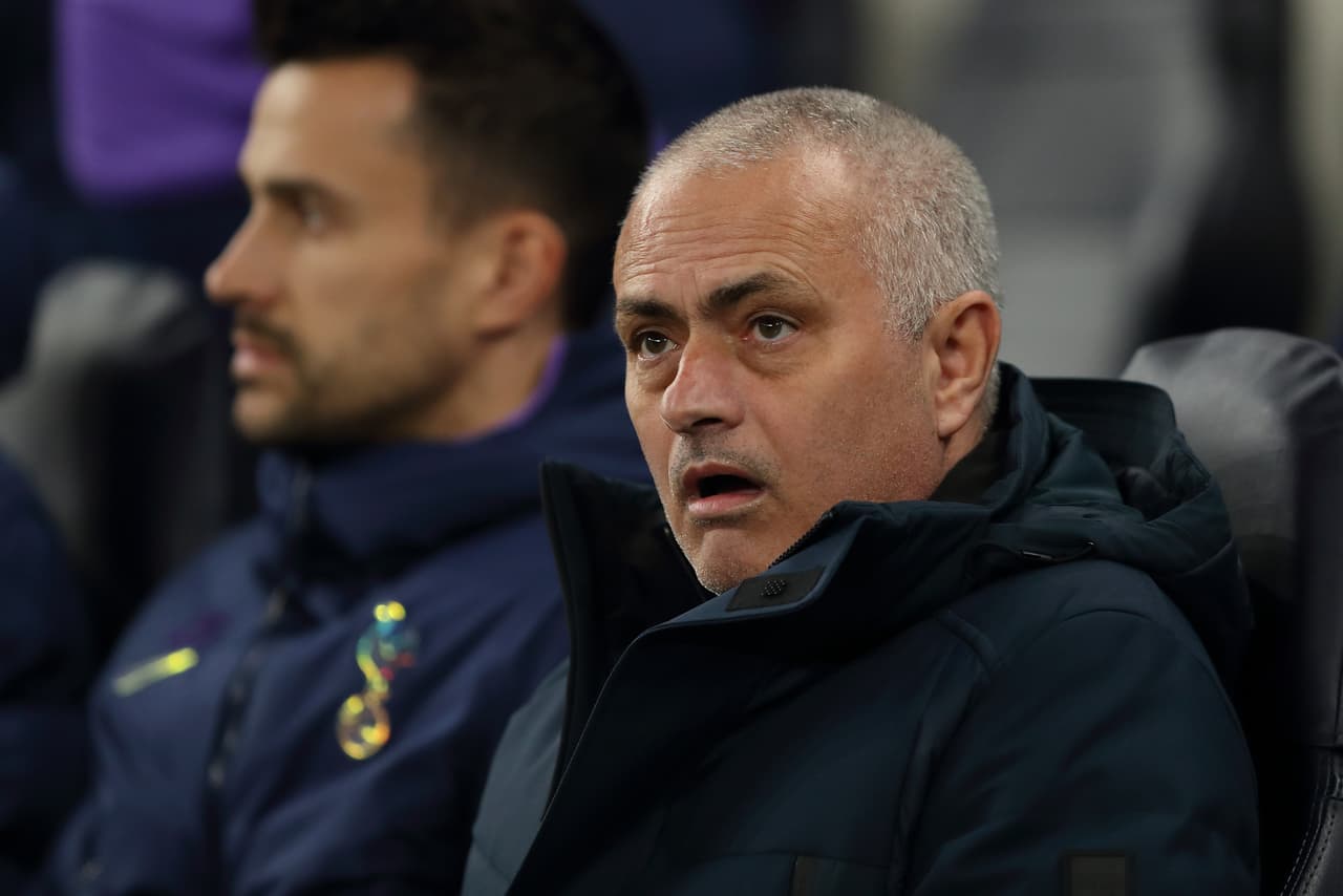 Así se quedó Mourinho al ver que su equipo perdía en casa ante Leipzig.