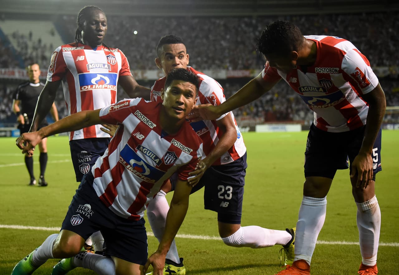 Cuando Ovelar le hizo saber de este hecho a los directivos, se tomó la decisión que fuera el paraguayo quien saliera del Junior para 2018, en lo que ha sido una polémica por las actitudes de 'Teo'.