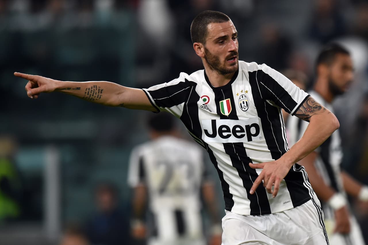 Andrea Bonucci (Juventus) - El excelente defensor italiano estaría en carpeta del Manchester City de Pep Guardiola, de acuerdo a informes locales.