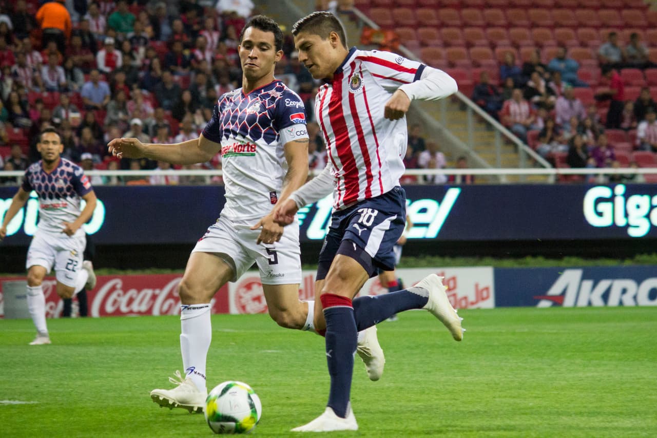Chivas del Guadalajara y Cimarrones de Sonora se vieron las caras en el Estadio Akron por la Jornada 4 de la Copa MX, duelo atractivo para ambos equipos.