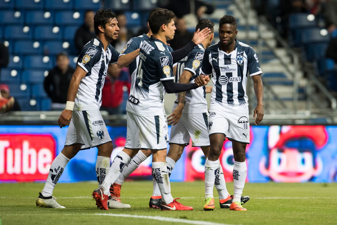 Así llegó el primer tanto de Rayados al minuto 20 tras autogol de Jesús Moreno.