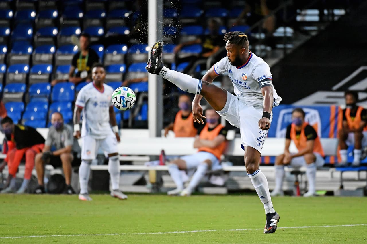 Kendall Waston FC Cincinnati