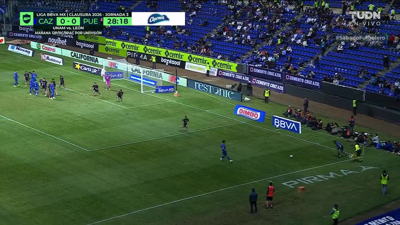 ¡TIRO ATAJADO! disparo por José Paradela.