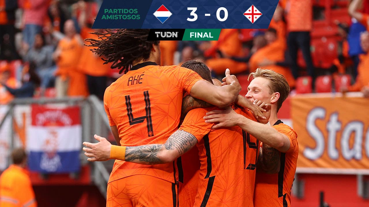 De la mano de Wijnaldum y Memphis, la Oranje golea sin piedad