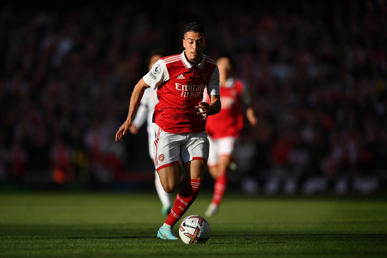 Arsenal derrotó al Liverpool y está en la cima de la Premier League.