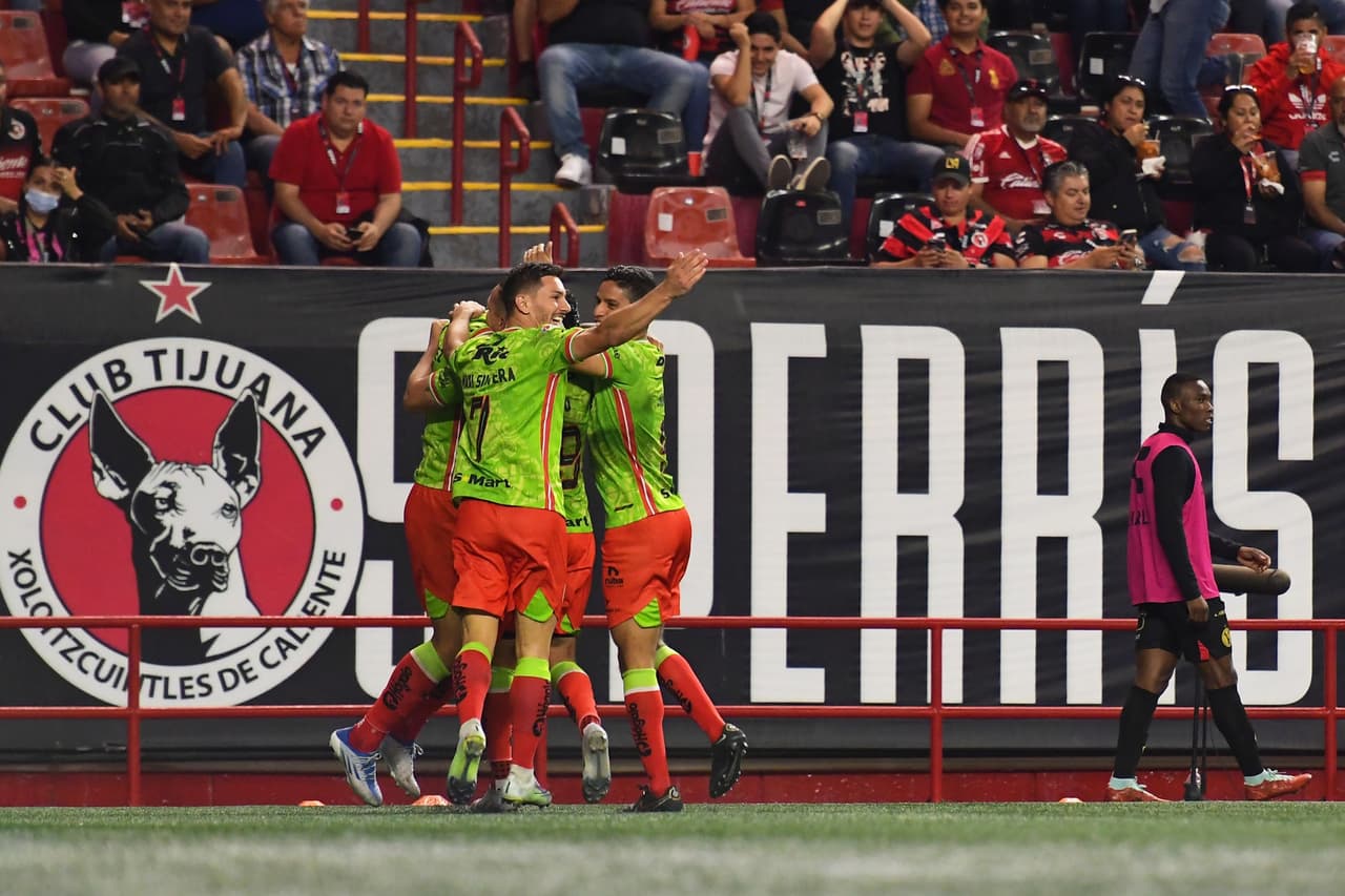 Bravos de Ciudad Juárez impuso su futbol y se llevó los tres puntos de casa de los Xolos de Tijuana con doblete de Mathias Fernández.