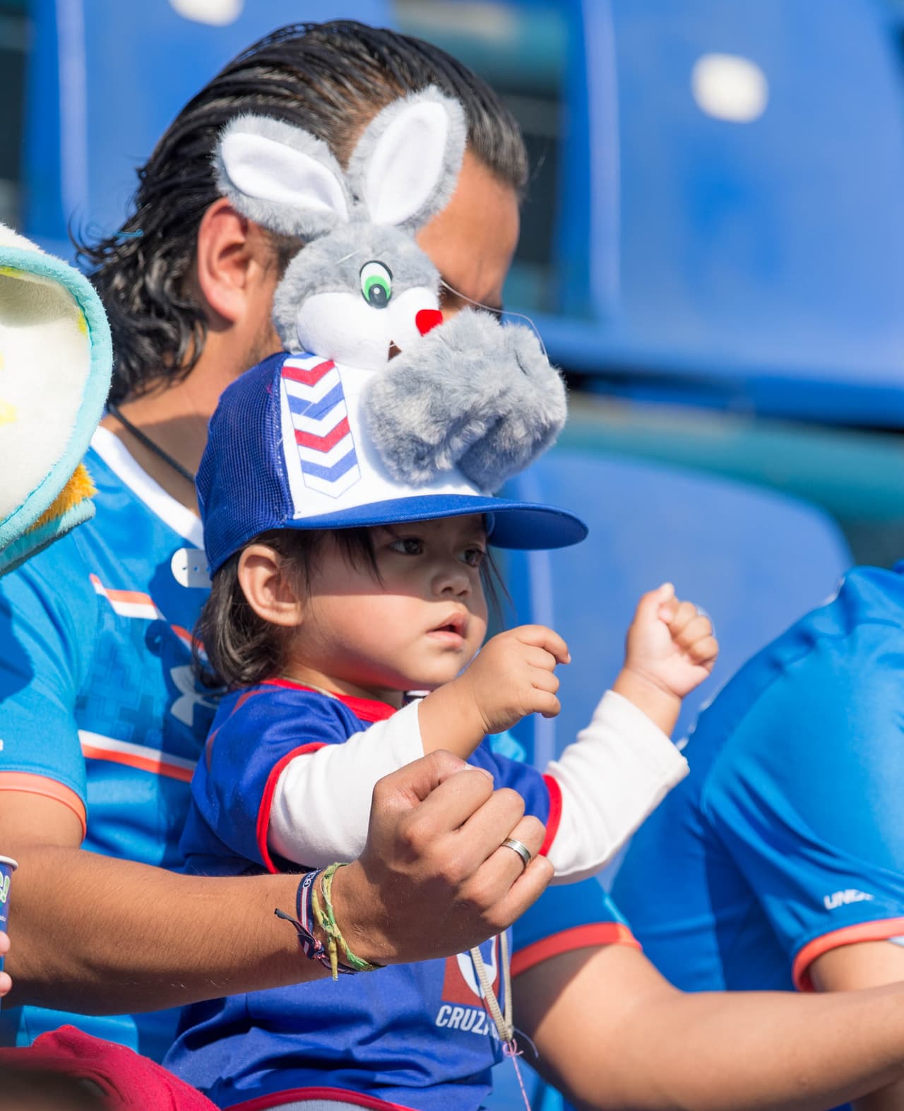 El colorido de la afición en la Jornada 10