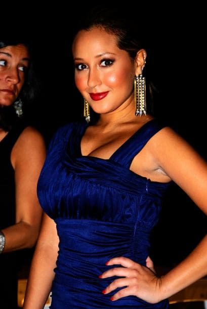 Te presentamos un vistazo de una de las más hermosas participantes del Tazón Latino V, la cantante y actriz Adrienne Bailon.