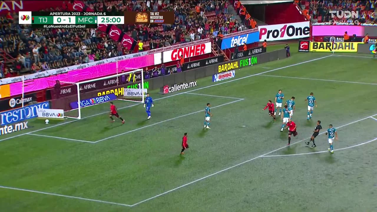 ¡GOL!  anota para Club Tijuana. Carlos González