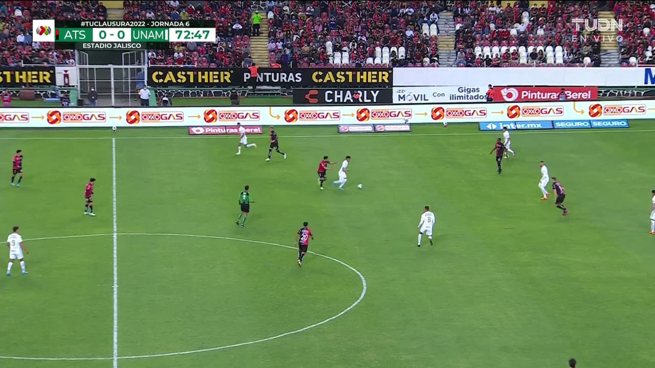 ¡TIRO ATAJADO! disparo por Jeronimo Rodríguez.