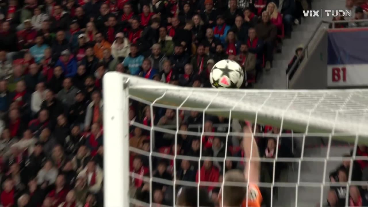 ¡Pulisic casi anota gol olímpico! Cerca el Milan del empate