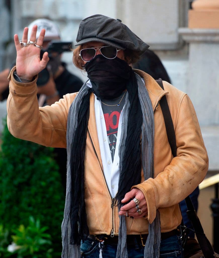 Por el momento, el caso de Depp y su exesposa fue pospuesto hasta abril de 2022 por la corte.
<br>