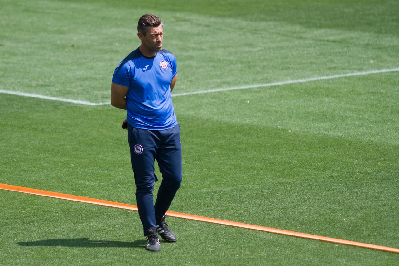 Luego de que se barajara la opción de bajar del cargo a Caixinha porque el equipo no caminaba, los resultados más recientes le han dado calma y confianza al director técnico de Cruz Azul.