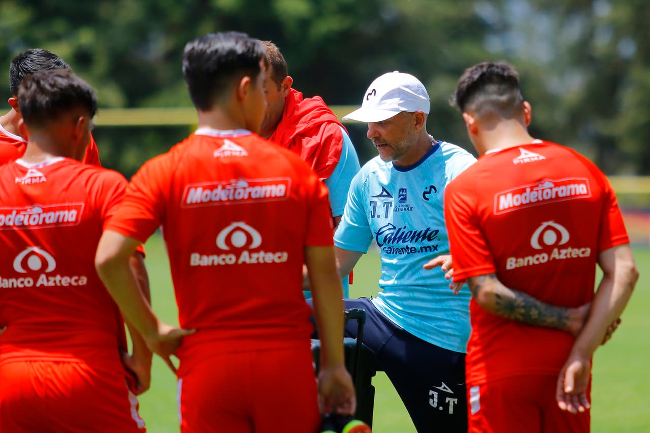 Atlético San Luis, con doblete de Diego Pineda, venció 2-1 de visita a Monarcas Morelia, que descontó con Mario Osuna, en juego de preparación de pretemporada en la cancha anexa del estadio Morelos, previo al Apertura 2019 de la Liga MX.