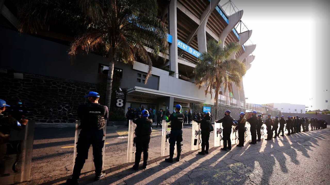 Operativo 'cero tolerancia' a violencia en el Cruz Azul vs Chivas