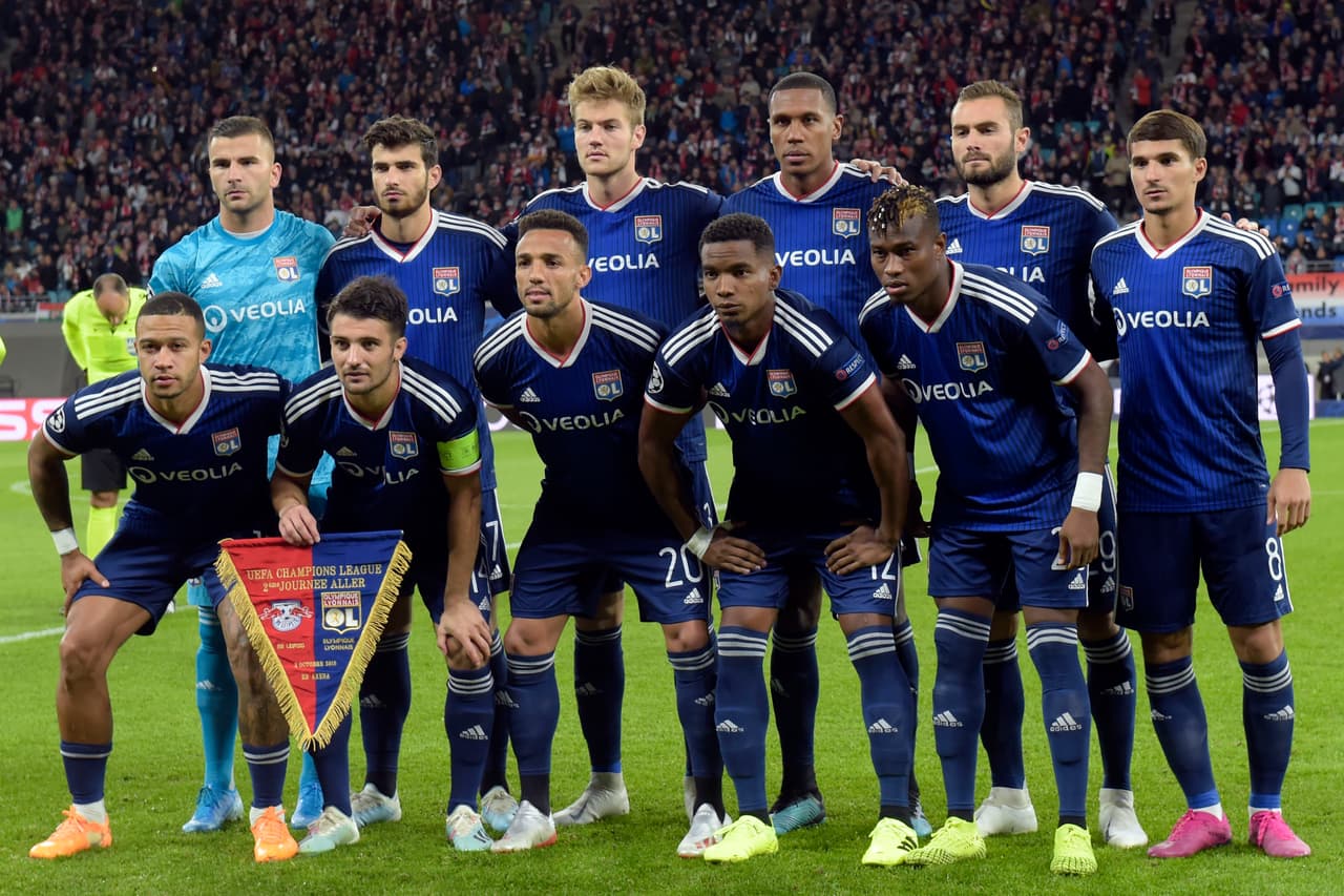 Lille 0-2 Lyon. Memphis y Terrier marcaron para el triunfo de los franceses.
