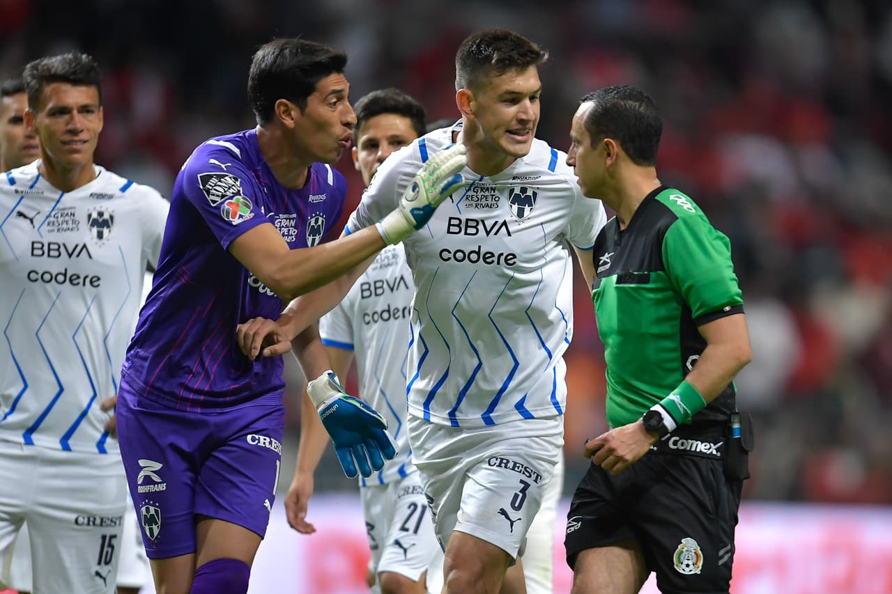 Toluca vino dos veces de atrás para rescatar el empate ante Rayados gracias a un doblete de Leo Fernández; Maxi Meza y Joel Campbell le habían dado la ventaja a los visitantes.