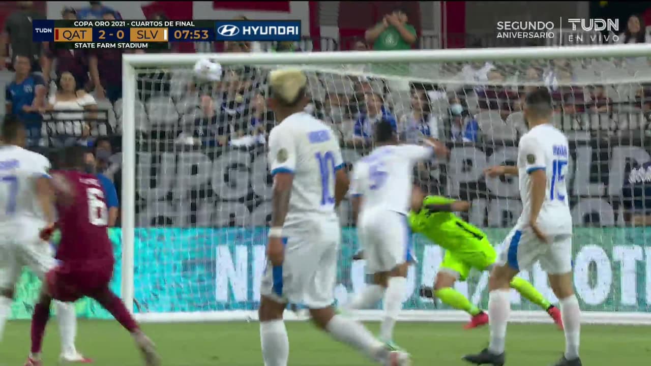 ¡GOL!  anota para Catar. Abdelaziz Hatem