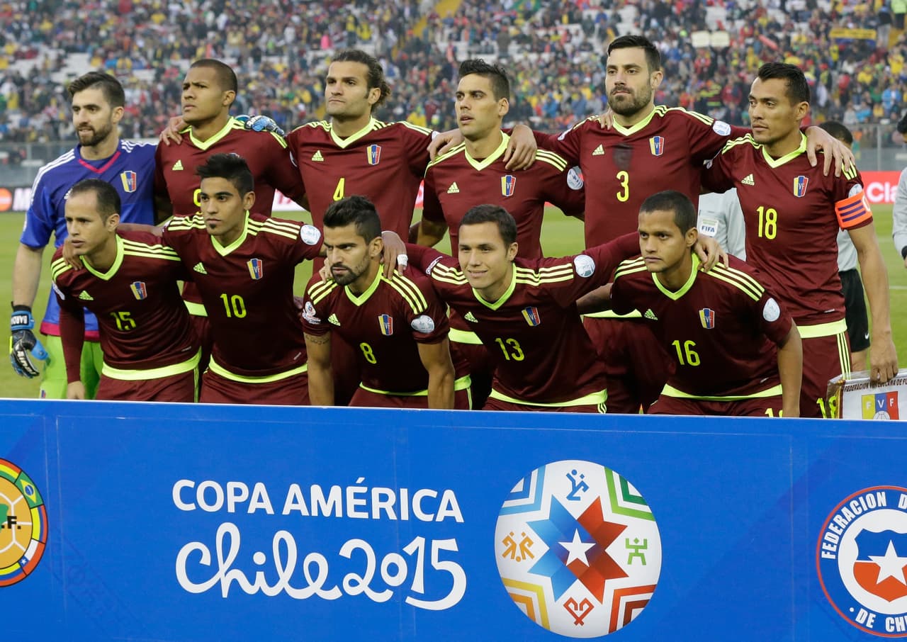 El primer juego entre las dos selecciones fue el 4 de febrero del 1997, un partido amistoso. La sede fue en Venezuela. La vinotinto y los reggae boys empataron sin goles.