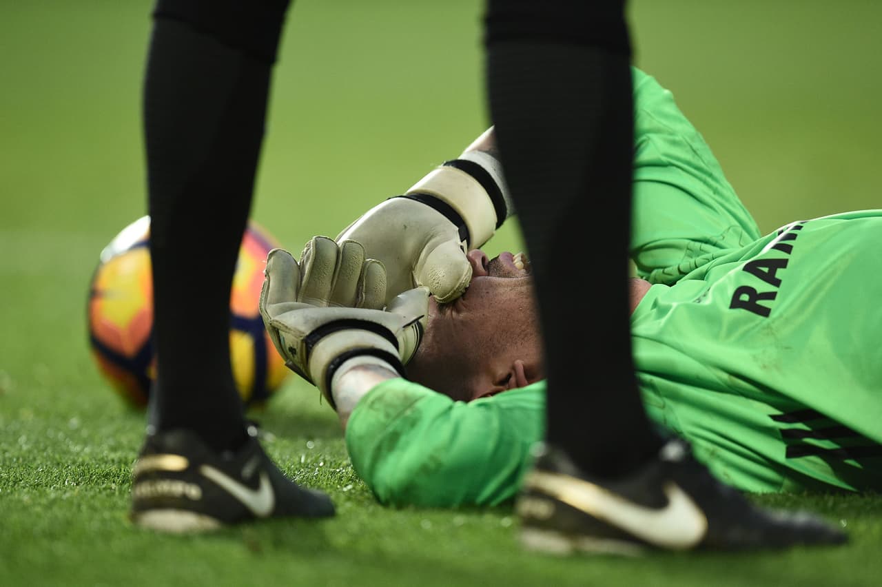 La última temporada la descendió con el Middlesbrough de la Premier League. Valdés ha colgado los guantes...