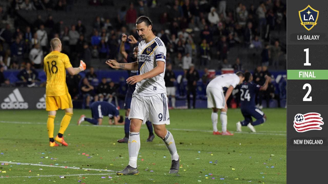 Golazo antológico de Zlatan no alcanzó para revertir el triunfo de Bruce Arena en su regreso al banquillo