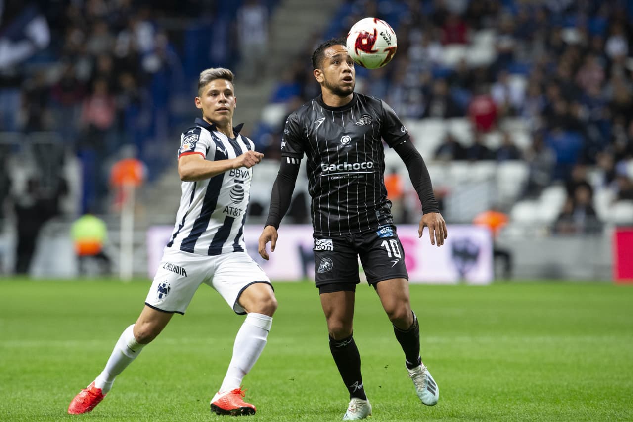 Gallardo (8’), Janssen (65’) y Layún (73’) fueron los verdugos de la noche. La siguiente ronda recibirán a Santos.