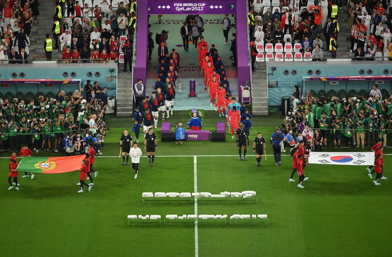 Selección Portugal pierde ante Corea del sur y dejan fuera a Uruguay