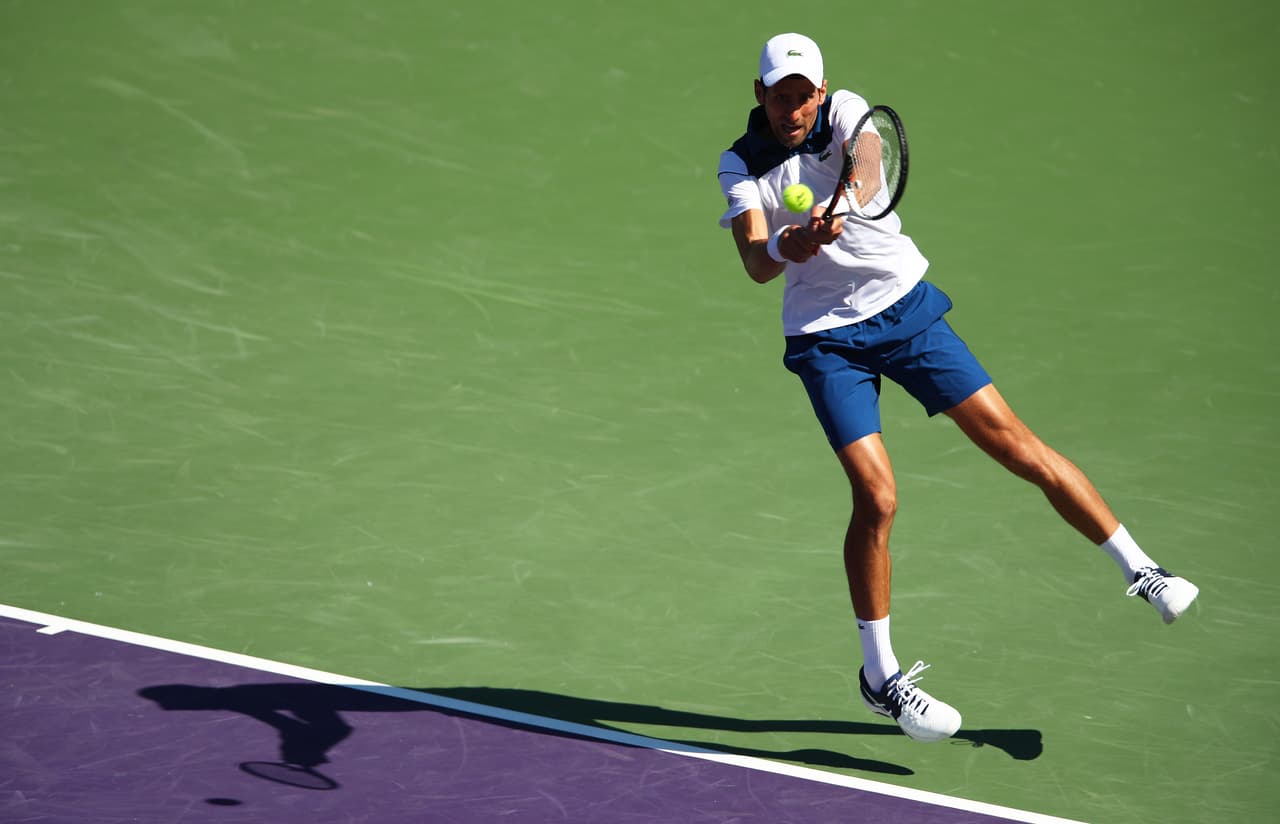 Al igual que sucedió hace dos semanas en Indian Wells, el serbio estuvo lejos de su nivel y no levanta vuelo.