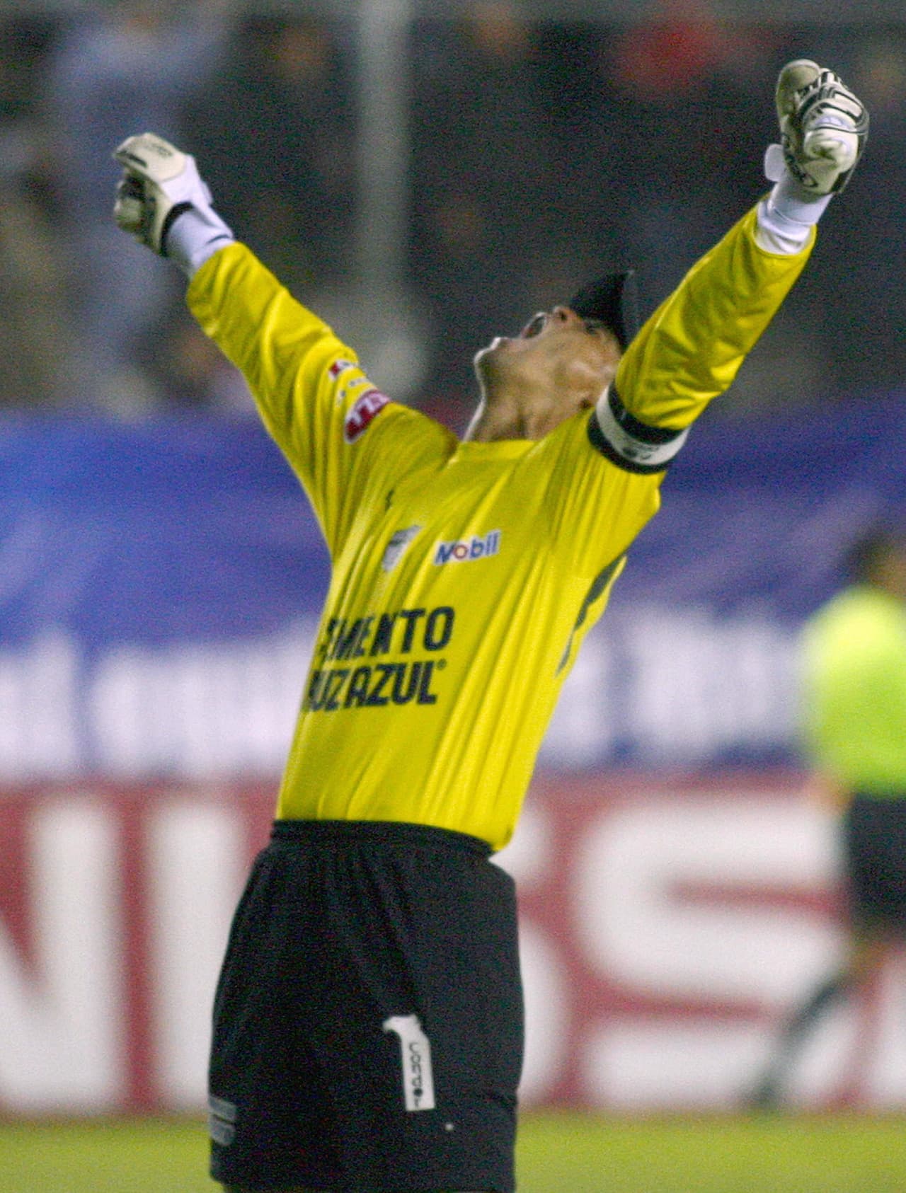 Poco a poco, tras su llegada a los 'Tuzos', el colombiano se fue ganando el corazón de la hinchada que al comienzo lo criticó para luego despedirlo como un héroe en el Estadio Hidalgo.
