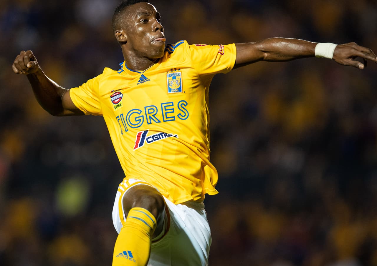 Julián Quiñones marcó doblete para Tigres y tuvo una gran actuación a pesar del empate para su equipo. El atacante marcó en los minutos 57 y 78.