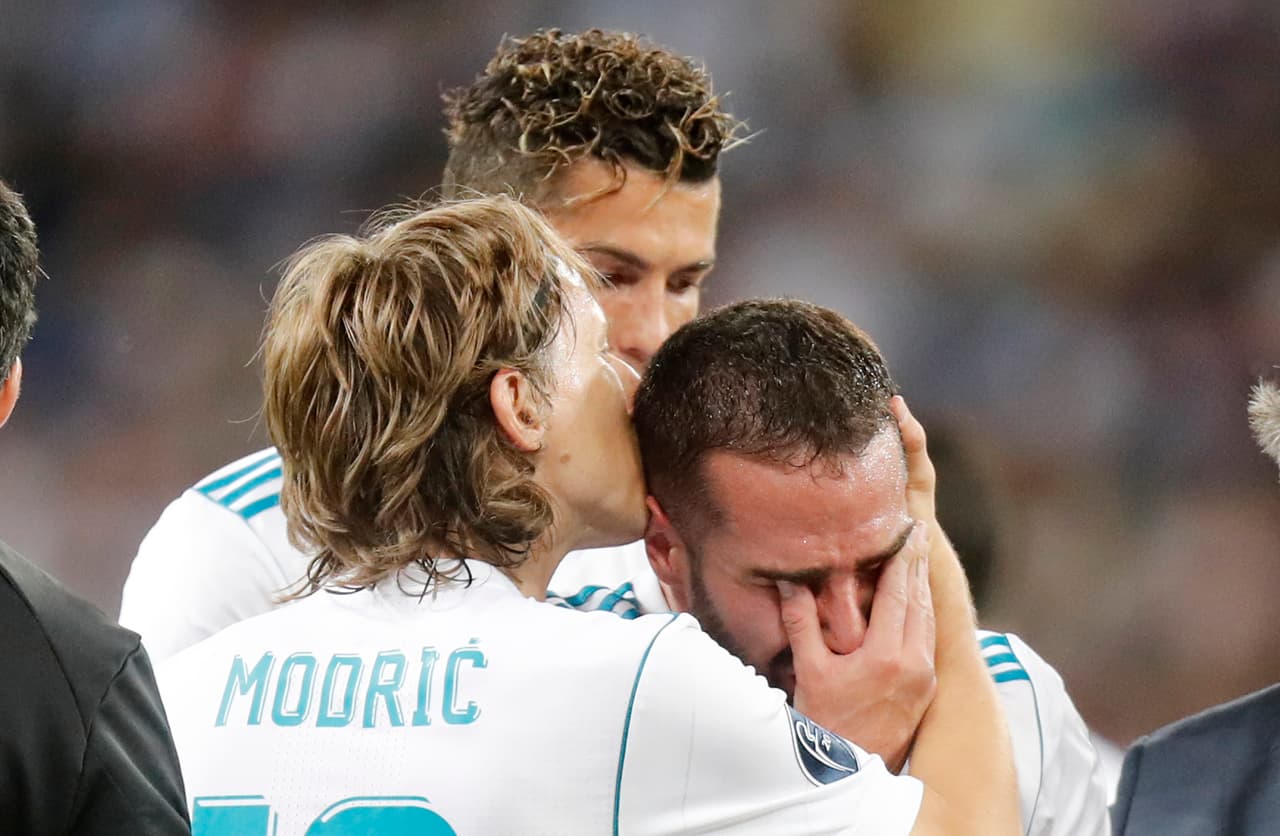 Luka Modric despedía a su compañero y le daba ánimo para que lo que viene.