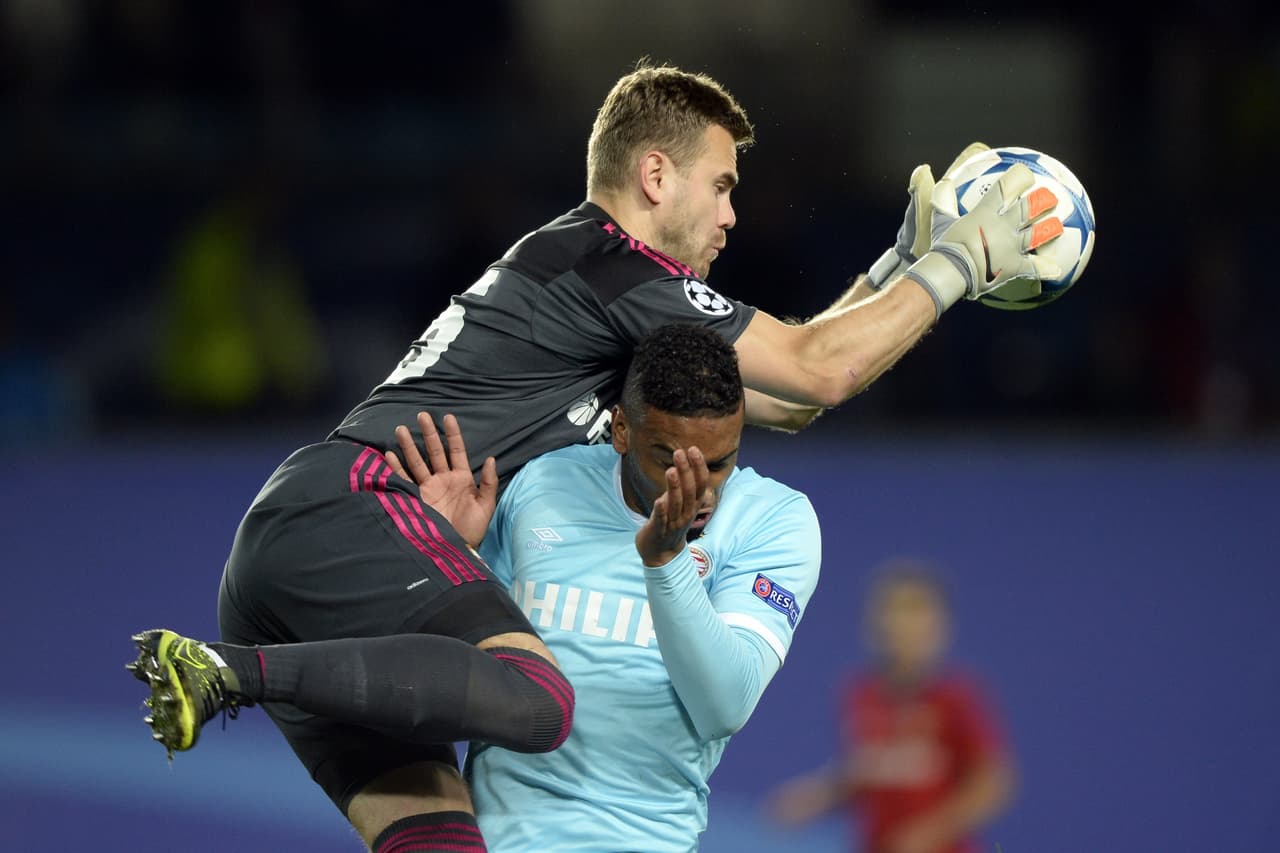 Al final el PSV conseguiría dos goles por conducto de Lestienne, pero servirían de poco pues perderían.