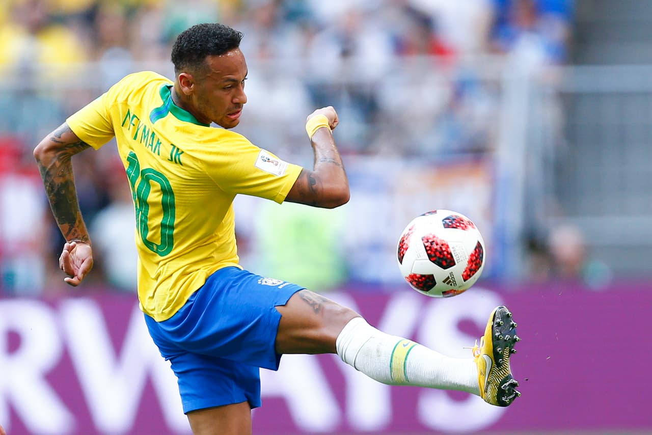 El mediocampista del Paris Saint-Germain condujo el juego de Brasil en un buen cierre del primer tiempo, con mayor intención ofensiva en busca del gol.