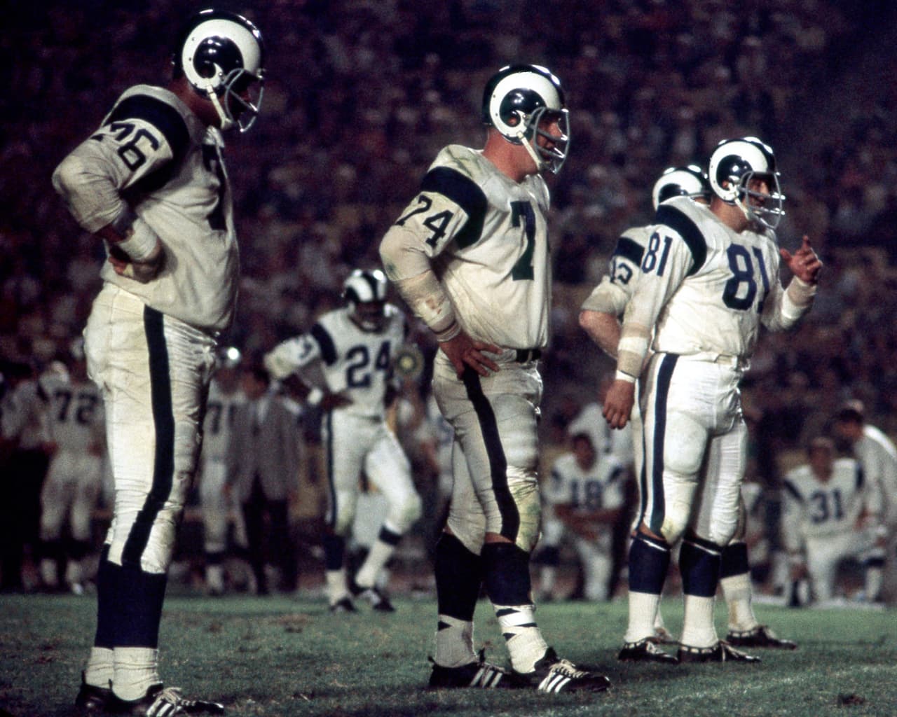 1967 Defensiva número 1 NFL - LOS ANGELES RAMS. Pierde el Playoff NFL con los Green Bay Packers.